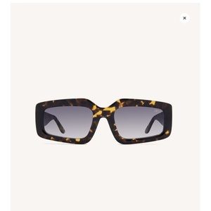 DEZI SUNGLASSES